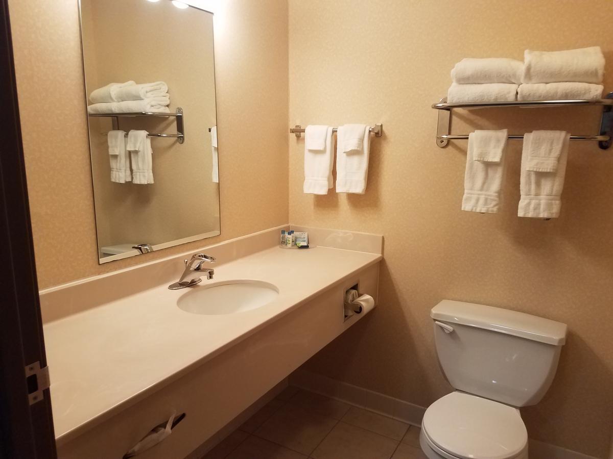 Oak Hill Inn & Suites Canton Buitenkant foto