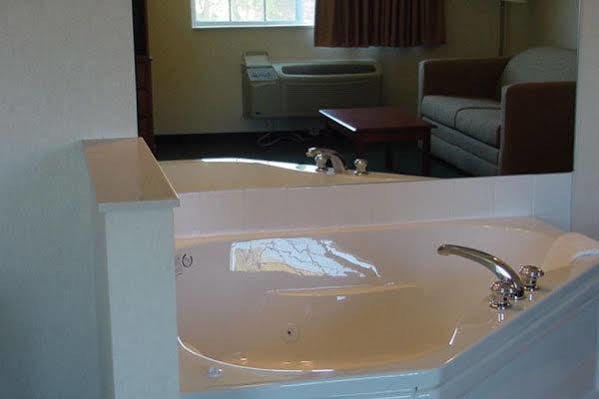 Oak Hill Inn & Suites Canton Buitenkant foto